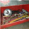 Image 8 : RED ROLLING 2 PIECE TOOL CHEST WITH CONTENTS