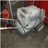 Image 1 : SUPER PAL AIR COMPRESSOR