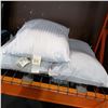 Image 2 : 3 NEW PILLOWS AND RETAIL MATTRESS DISPLAY MATS