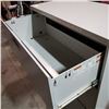 Image 2 : HON 4 DRAWER LATERAL FILING CABINET