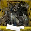 Image 2 : CRATE OF CASTORS