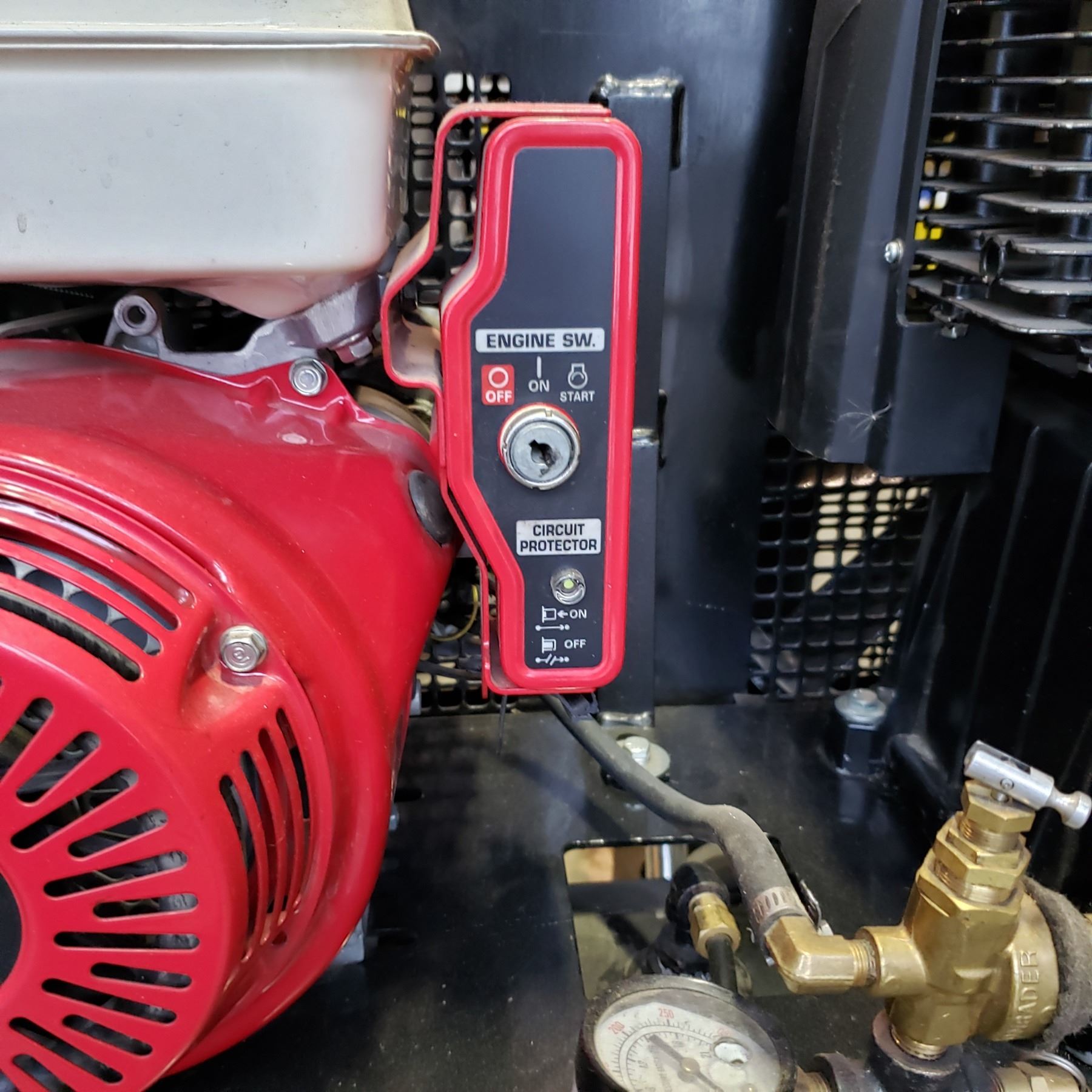 AS NEW PRO POINT HONDA ELECTRIC START 30 GALLON TWO STAGE TRUCK MOUNT ...