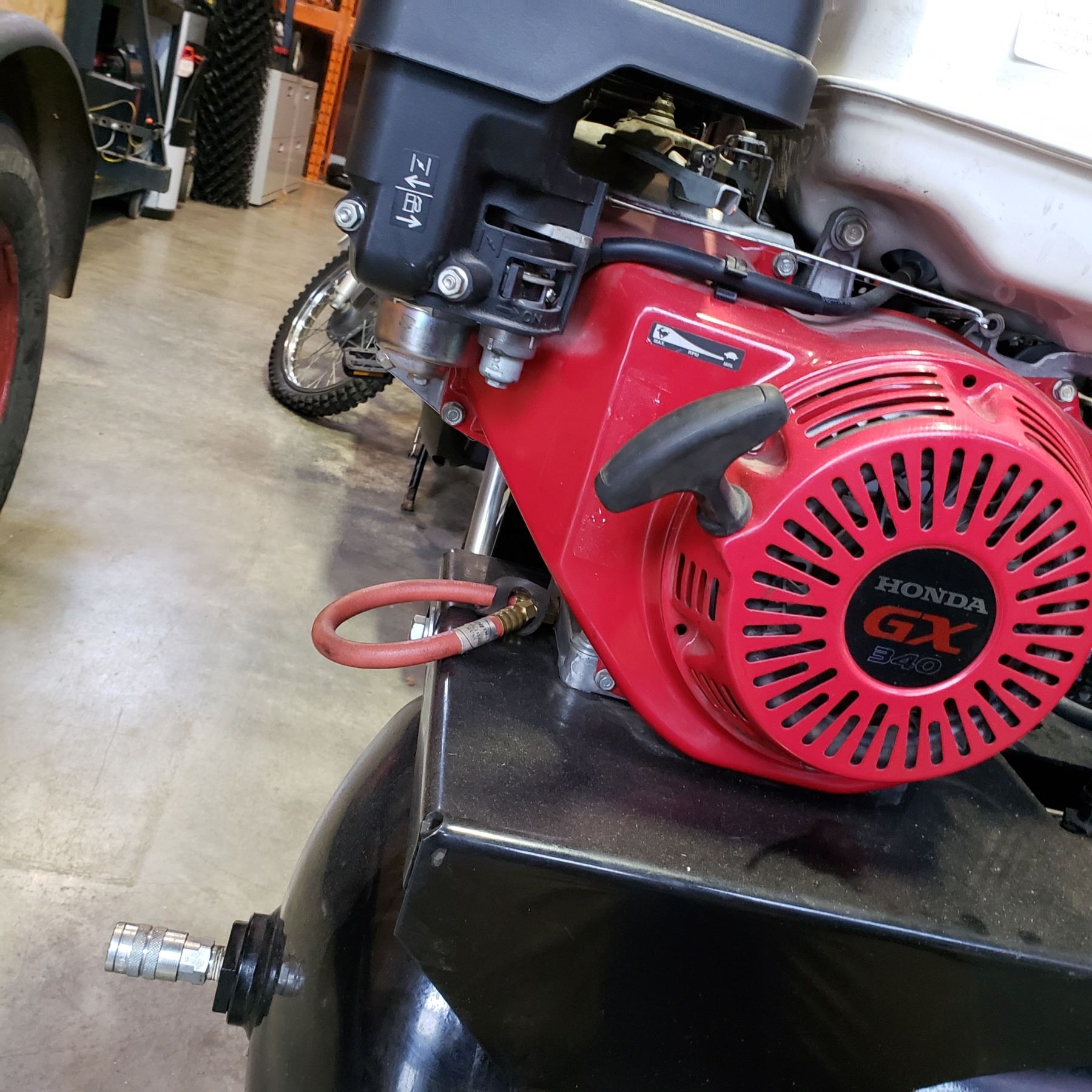 AS NEW PRO POINT HONDA ELECTRIC START 30 GALLON TWO STAGE TRUCK MOUNT ...