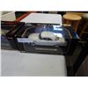 Image 2 : LOT OF 2 MAISTO DIECAST CARS 1/18 SCALE IN BOX