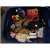 Image 2 : TOTE OF CLOWN DOLLS