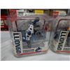 Image 2 : 2 LUONGO MCFARLANE FIGURES, UNOPENED SERIES 15 CANUCKS BLUE AND WHITE UNIFORMS