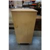 Image 1 : WOOD 1 DOOR CABINET