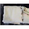 Image 3 : 2 VINTAGE WOOL BLANKETS