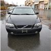 Image 2 : 2002 VOLVO S60 T5, 4 DOOR SEDAN AUTOMATIC, 214790KM, WITH 2 KEYS, FOB, REGISTRATION, BOOKS AND CAR F