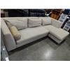Image 2 : BEIGE SECTIONAL 9 X 5 FOOT