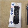 Image 5 : NEW OVERSTOCK PHILIPS CLASSIC HD DIGITAL ANTENNA, 1080P, 4K READY WITH PHILIPS 3 DEVICE UNIVERSAL RE