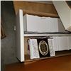 Image 2 : 6 BOXES OF SPORTS CARDS