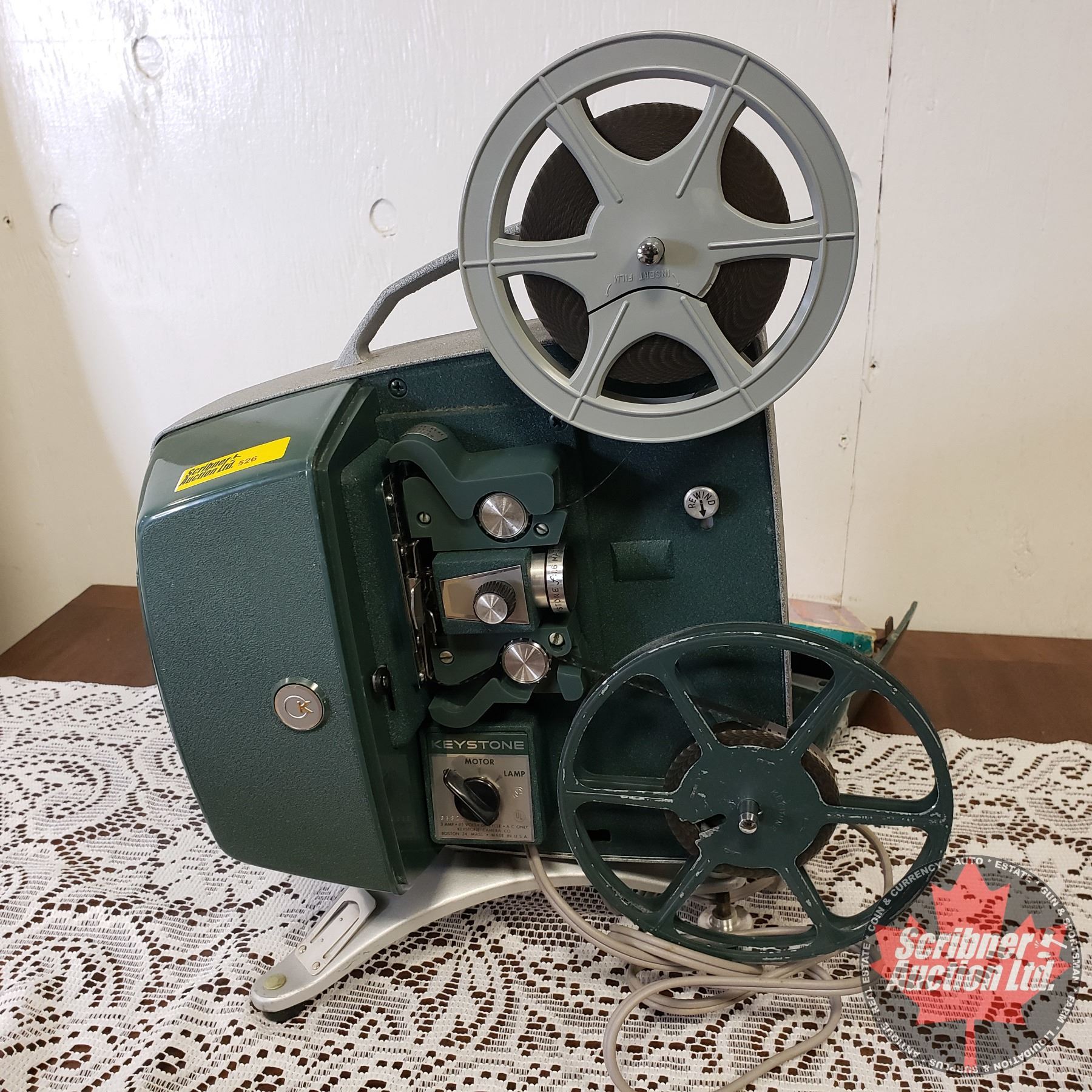 Keystone K-65 Automatic Movie Project 8mm (Includes Foghorn Leghorn Film)