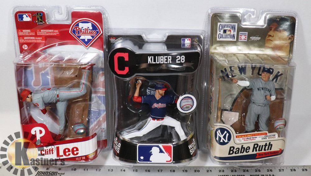 LOT OF 3 MLB ASSORTED MCFARLANE FIGURES.