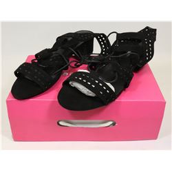 LADIES SANDALS BLK NEW SIZE 8.5