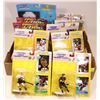Image 1 : BOX OF HOCKEY FIGURE MODELS AND CARDS