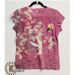 NEW WITH TAGS DISNEY WOMENS SHIRT