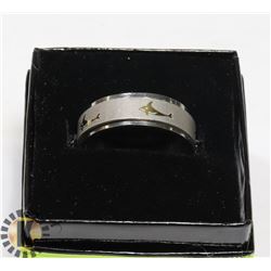 STAINLESS STEEL SPINNING RING WITH GOLD TONED ORCA