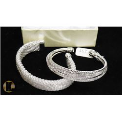 NEW 2PC SILVER PLATED BANGLE BRACELETS.
