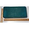 Image 3 : 16)  GREEN VELVET DOUBLE TRAY JEWELRY