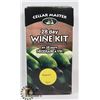 Image 1 : CELLAR MASTER 28 DAY PIESPORTER WINE KIT