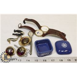 JEWELRY BOX WITH 3 QUARTZ WATCHES, PURPLE