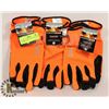 Image 1 : 3 PAIRS OF ORANGE HAND GEAR BY: TOUGH DUCK