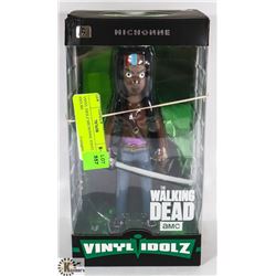 VINYL IDOLZ MICHONNE VINYL FIGURE.