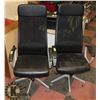 Image 1 : 2 MESH BACK OFFICE CHAIRS.