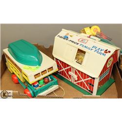 2 VINTAGE FISHER PRICE TOYS & FIGURES-FAMILY