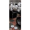 Image 1 : LOT OF 2 FLOOR LAMPS