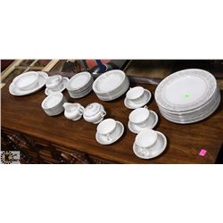 46PC MAYFAIR CHINA SET