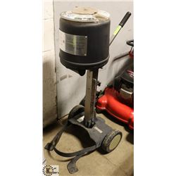 SKEETERVAC THE MOSQUITO ECTERMINATOR BLUE RINO