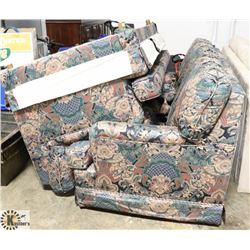 PAIR OF FABRIC FLORAL LOVE SEAT