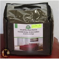 QUEEN MICROFLEECE SHEET SET GREY