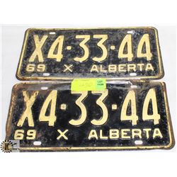 LOT OF 2 1969 LICENSE PLATES