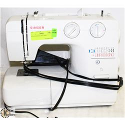 SINGER SEWING MACHINE.
