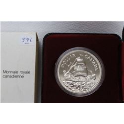 Canada Dollar Coin (1)