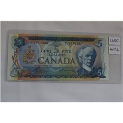 Canada Five Dollar Bills (1)