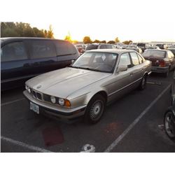 1991 BMW 525i