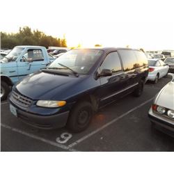 2000 Chrysler Grand Voyager