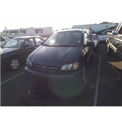 1998 Toyota Sienna