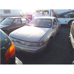 1995 Ford Taurus