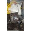 Image 5 : Lot of peppercorns, assorted spices, pepper, etc