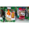 Image 1 : Lot of dried lily bulb, assorted spices (23 pieces)