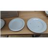 Image 3 : Lot of dishware