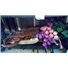 Image 1 : Lot of assorted decorations
