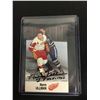 Image 1 : NORM ULLMAN SIGNED VINTAGE RED WINGS HOCKEY CARD