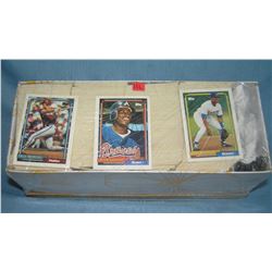 Box of over 1000 baseball cards