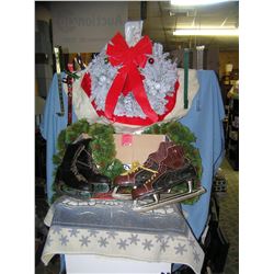 Group of vintage Christmas collectibles